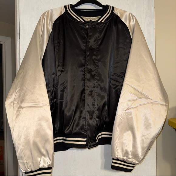 BuffBunny Collection Club Jacket - Picture 3 of 4